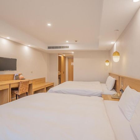 טאיצ'ונג Hamilton Hotel מראה חיצוני תמונה