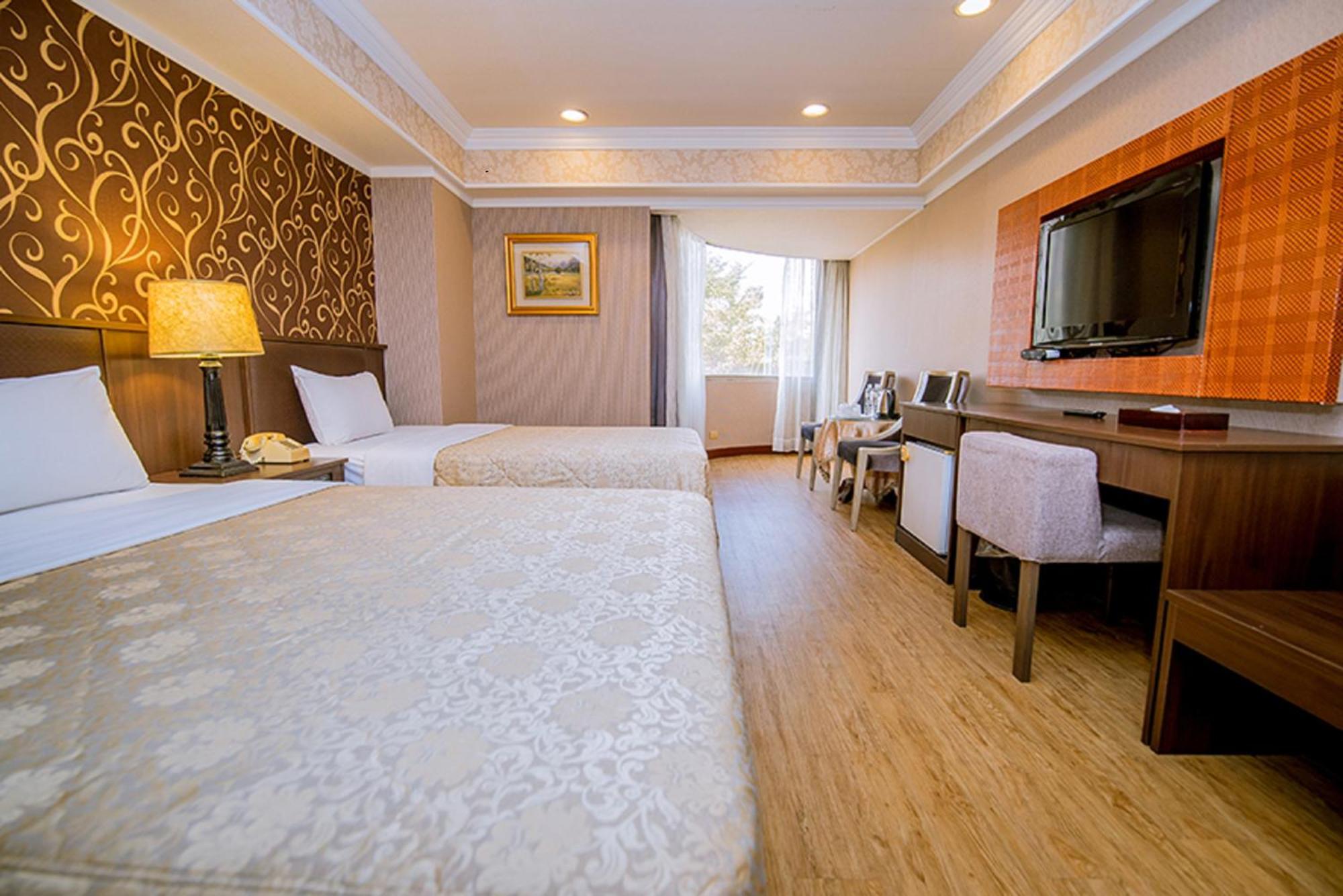 טאיצ'ונג Hamilton Hotel מראה חיצוני תמונה