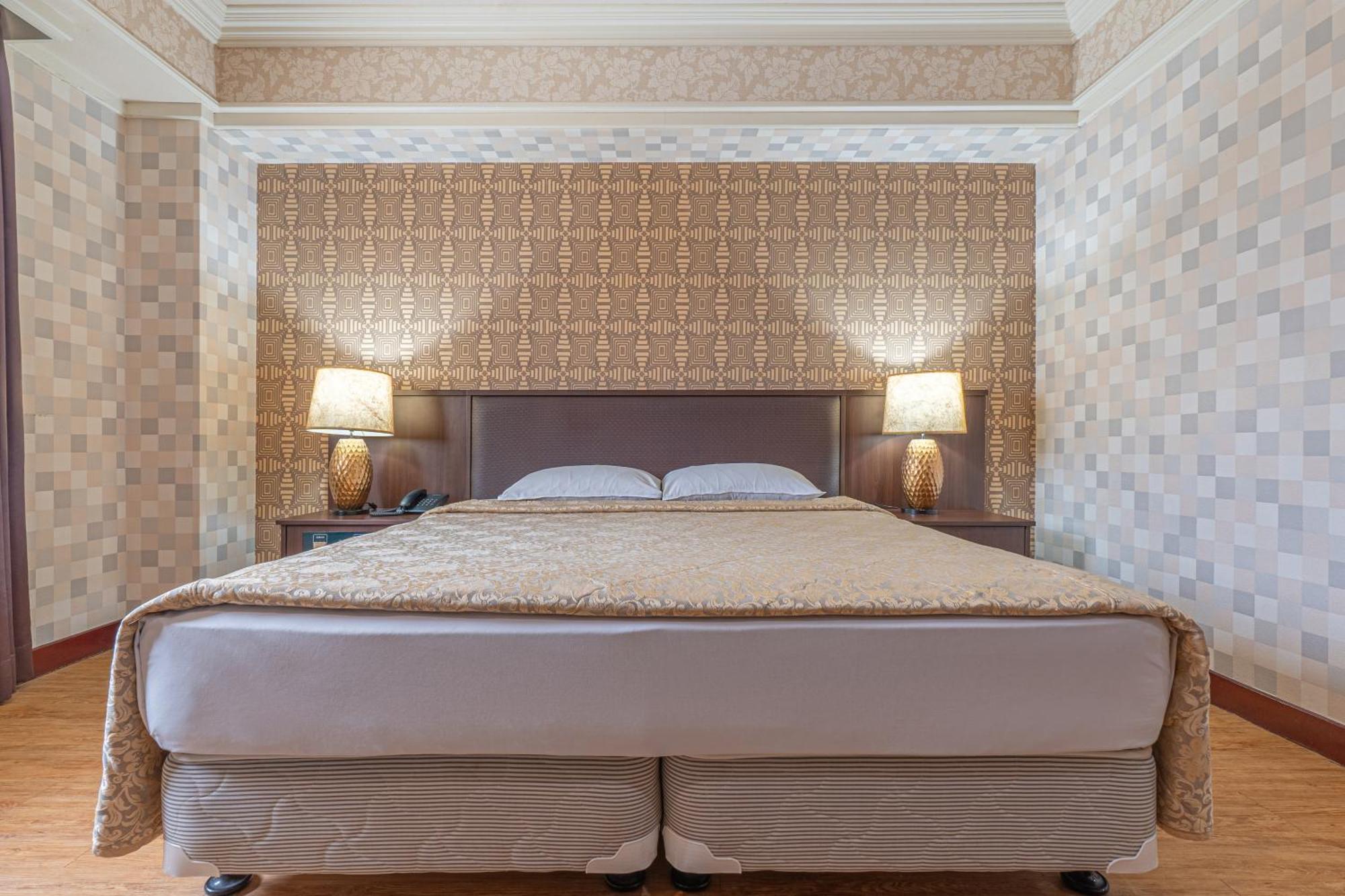 טאיצ'ונג Hamilton Hotel מראה חיצוני תמונה