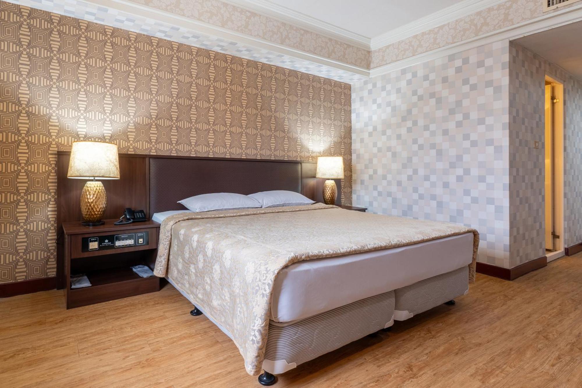 טאיצ'ונג Hamilton Hotel מראה חיצוני תמונה